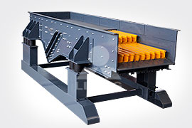 Heavy-duty vibrating feeder